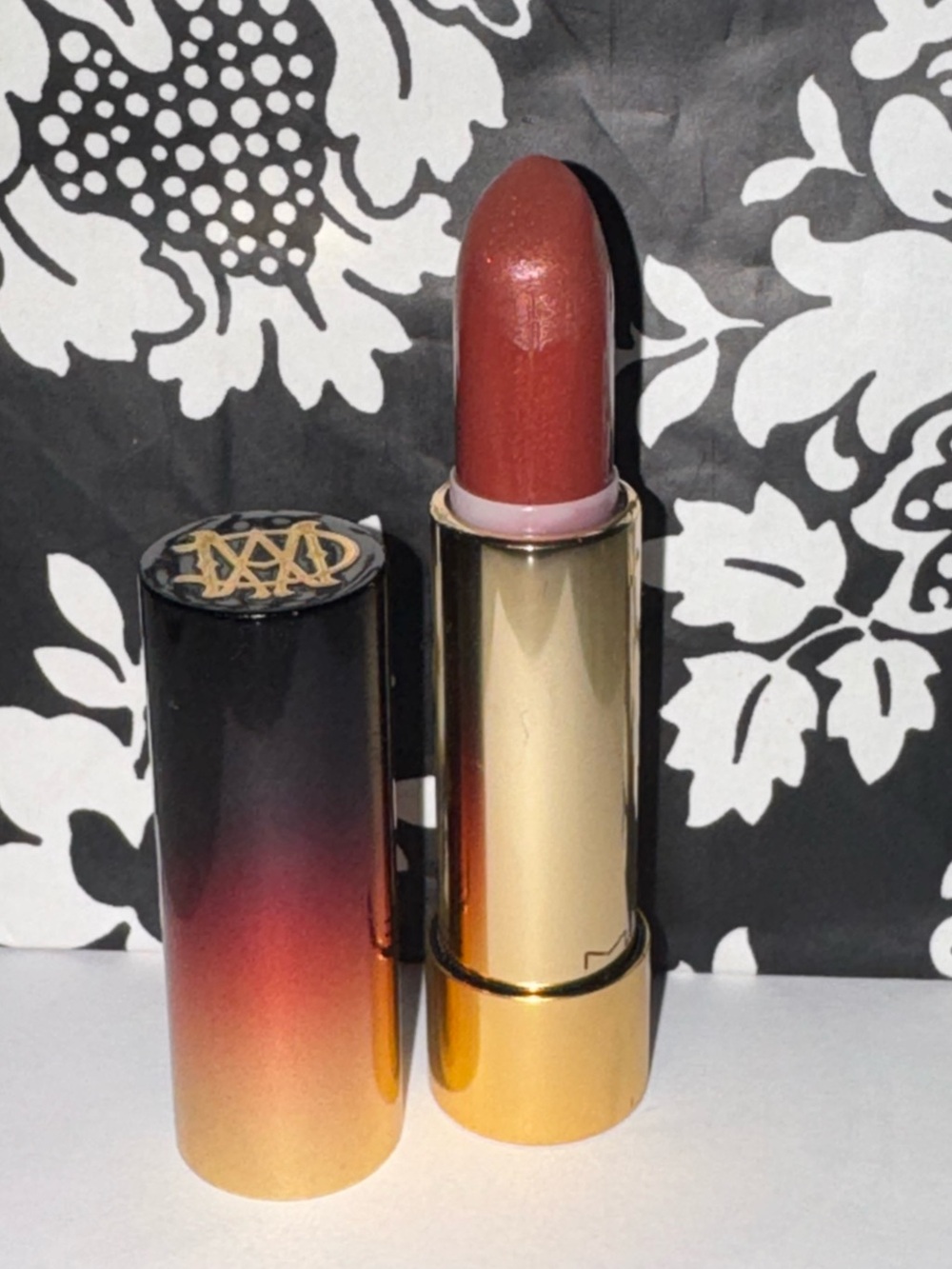 Mac status symbol lipstick